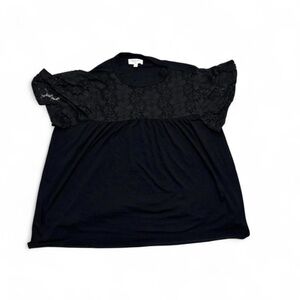 ✨ Kim & Cami black lace top Size L ✨